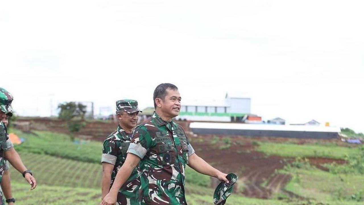 Maruli menyebut di lokasi kejadian terdapat 10 gudang yang serupa menyimpan munisi.<br>