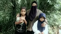 Perjuangan Kakak Beradik di Malili, Sulawesi Selatan untuk Belajar Mengaji. (Liputan6.com/Ahmad Yusran)