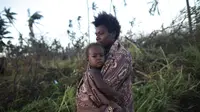 Salah satu warga di Vanuatuyang kekurangan bantuan pascabadai Pam. (Reuters)