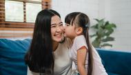 Menjadi seorang working mom memang menjadi tantangan yang cukup berat, tetapi Sahabat Fimela pasti bisa menjalaninya. (Foto: Freepik/freepik)