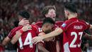 Timnas Indonesia merayakan gol yang dicetak Ole Romeny ke gawang China dalam laga Kualifikasi Piala Dunia 2026 zona Asia di Stadion Utama Gelora Bung Karno (SUGBK) Senayan, Jakarta, Kamis (5/6/2025). (Bola.com/Bagaskara Lazuardi)