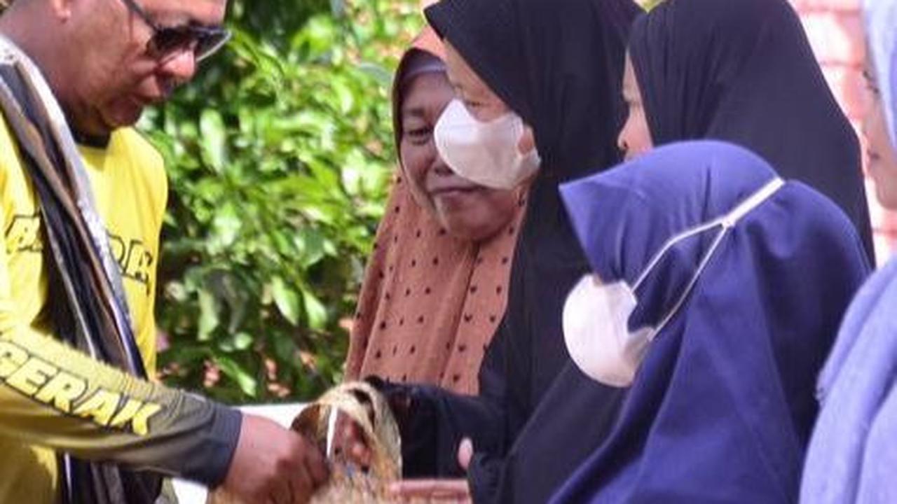 Gubernur Kalimantan Selatan (Kalsel) Sahbirin Noor beserta rombongan Turdes Kemerdekaan Bergerak Lintas Beribu Sungai Banua, tiba di SMAN 2