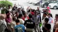 Segmen 1: Ricuh Suporter Bola hingga Inggris Tinggalkan Uni Eropa