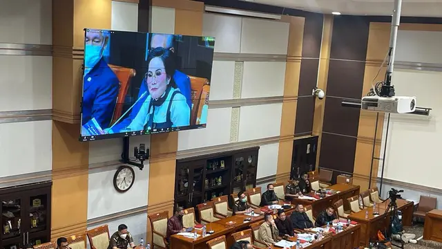 Anggota Komisi III DPR RI dari Fraksi NasDem, Ary Egahni, dalam Rapat Dengar Pendapat Komisi III dengan Kejaksaan Agung (Kejagung), Selasa (23/8) (Istimewa)