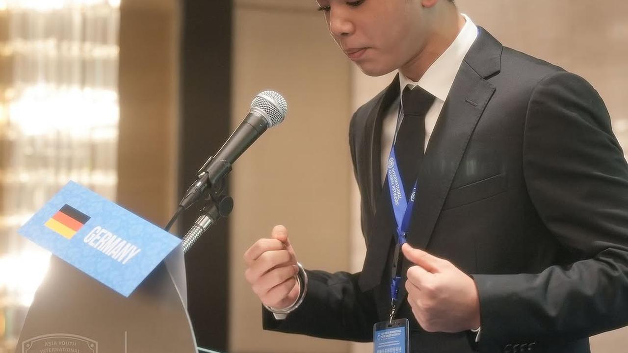 Potret Karan Anak Bunga Zainal yang Ikut Asia Youth International Model United Nation, Bikin Bangga Sang Ibu