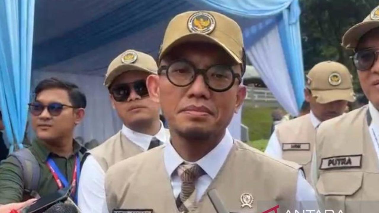 Wamenhaj Tegaskan Petugas Haji Profesional Fokus Pelayanan, Bukan Nebeng Berhaji