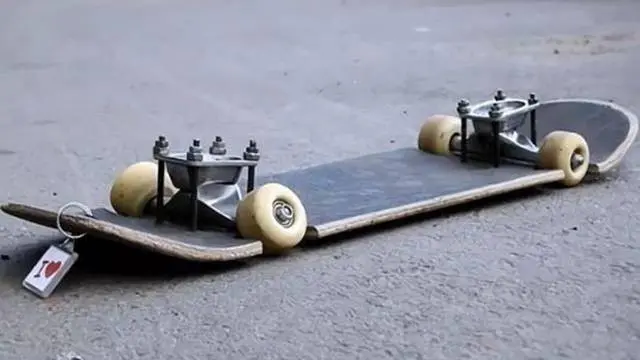 7 Potret Kreasi Skateboard dengan Desain Unik Ini Tampil Anti-Maintstream