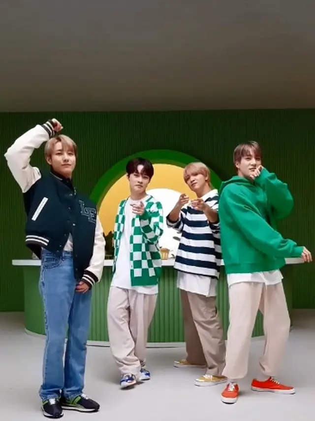 Tampilan Personel NCT Dream Saat Joget TikTok Mendung Tanpo Udan