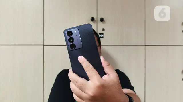 Realme C75
