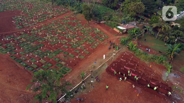 Melihat Kondisi Area Pemakaman Jenazah Korban COVID-19 di TPU Pondok Ranggon
