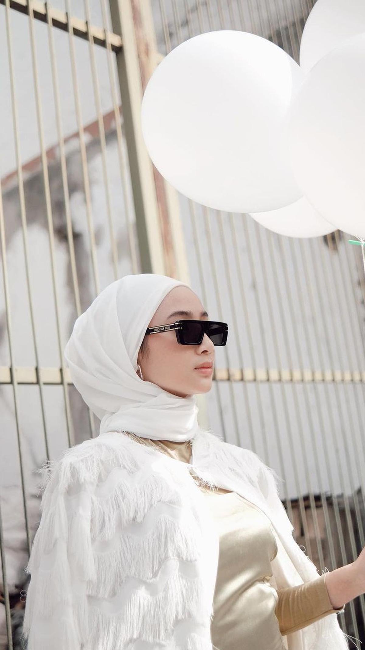 <b>Kacamata Rectangle untuk Kesan Classy</b>