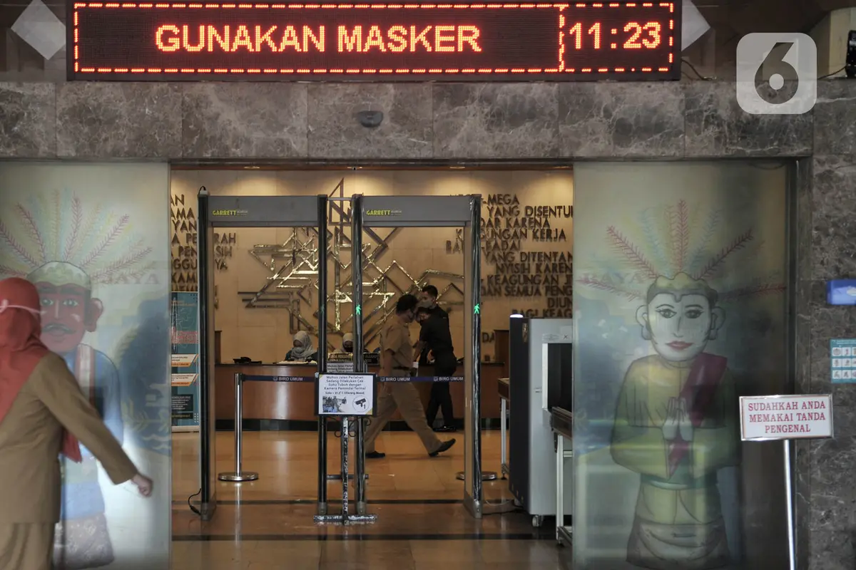Hari Pertama Kerja di Kantor saat PSBB Transisi