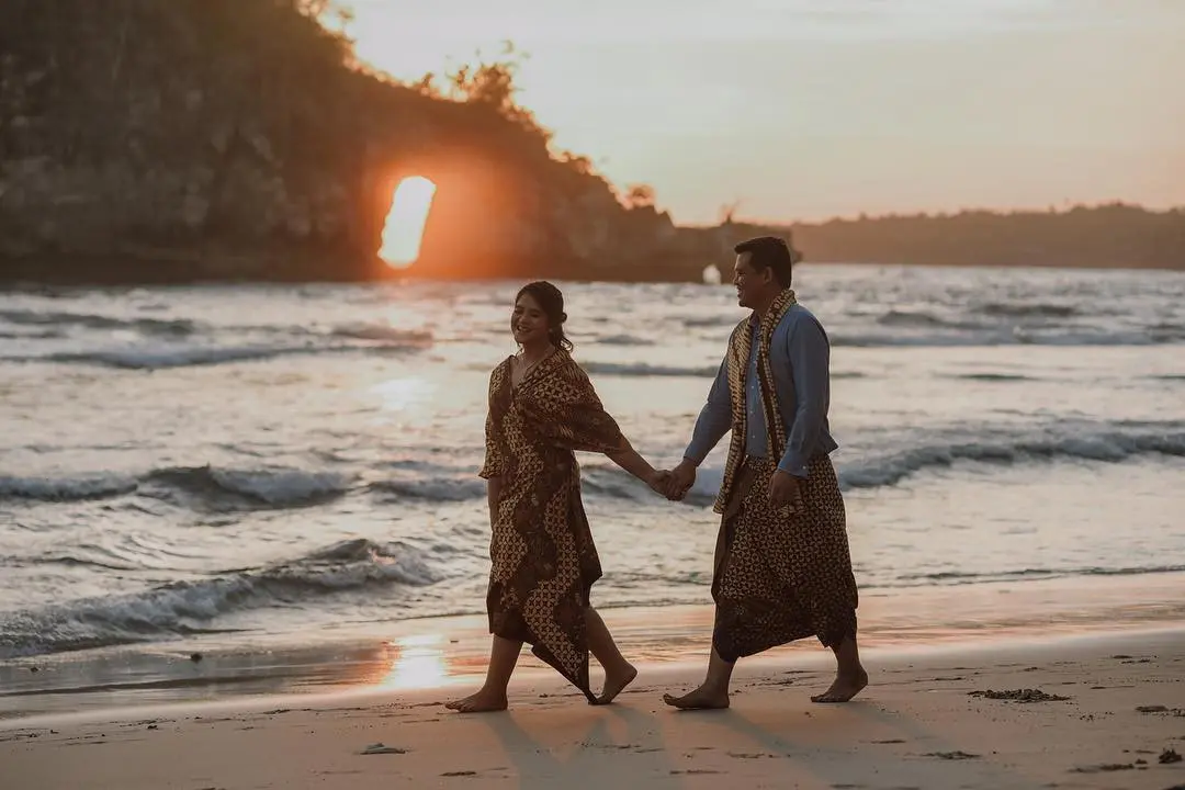 Kahiyang Ayu dan Bobby prewedding. (Image: ayanggkahiyang/instagram)