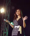 Demi tidak mengecewakan penggemar, Raisa selalu tampil maksimal di depan umum. Dan jika bicara soal fashion, Raisa bisa dikatakan gemar memakai dress di kesehariannya. Berikut adalah harga dress koleksi istri Hamish Daud ini. (Instagram/raisa6690)