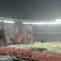 Tifo tribune utara dari La Grande Indonesia bertajuk Gatotkaca. (Bola.com/Hery Kurniawan)