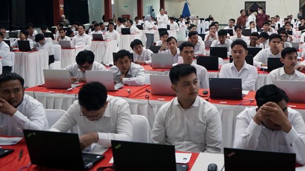 Tes Seleksi Calon Pegawai Koperasi Merah Putih jadi Sorotan, Wamenkop Bilang Begini