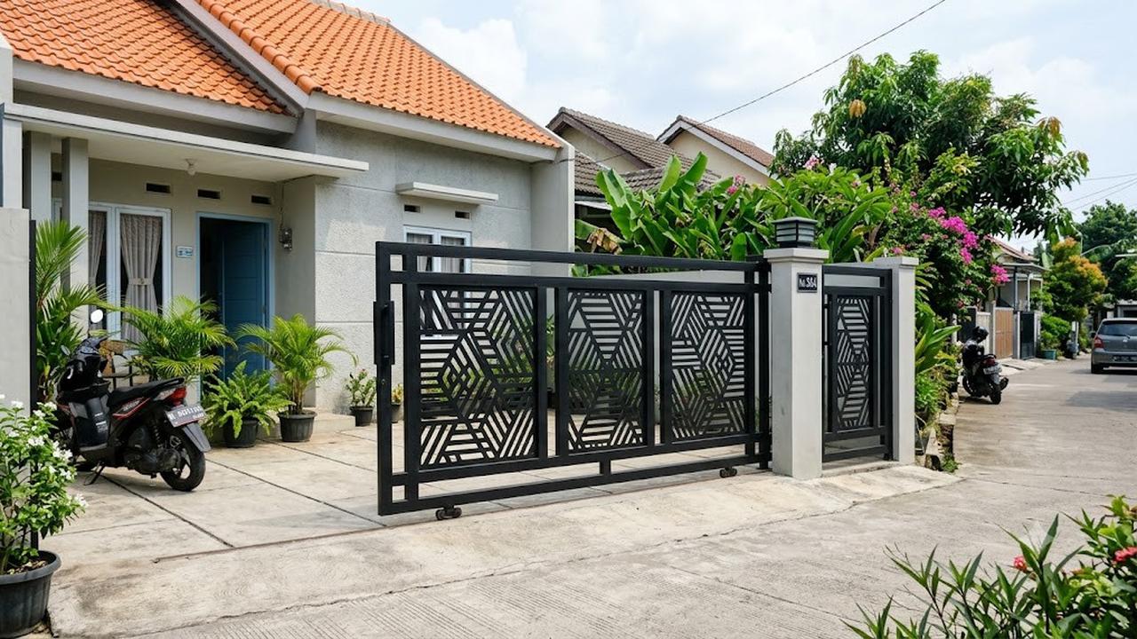 Model Gerbang Besi Hollow untuk Rumah Tipe 36/AI Generated