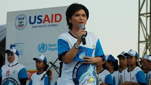 6 Artis Ini Pernah Menikah Beberapa Kali dan Menjanda