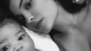 Sementara Kylie Jenner baru saja melahirkan anak perempyannya, Stormi Webster Februari lalu. (instagram/kyliejenner)