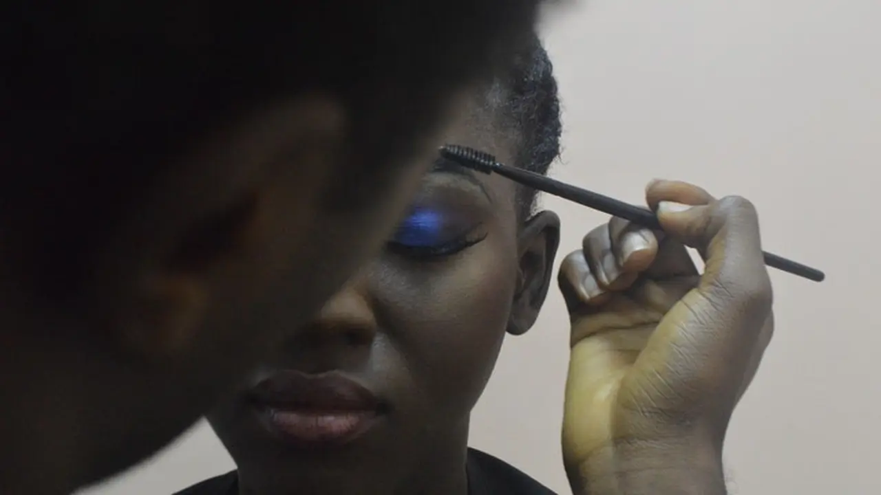 Ilustrasi makeup