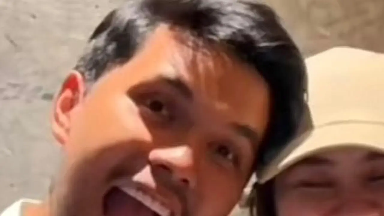Potret Aaliyah Massaid bersandar di bahu Thariq Halilintar (Sumber:Tiktok/dear_story0)