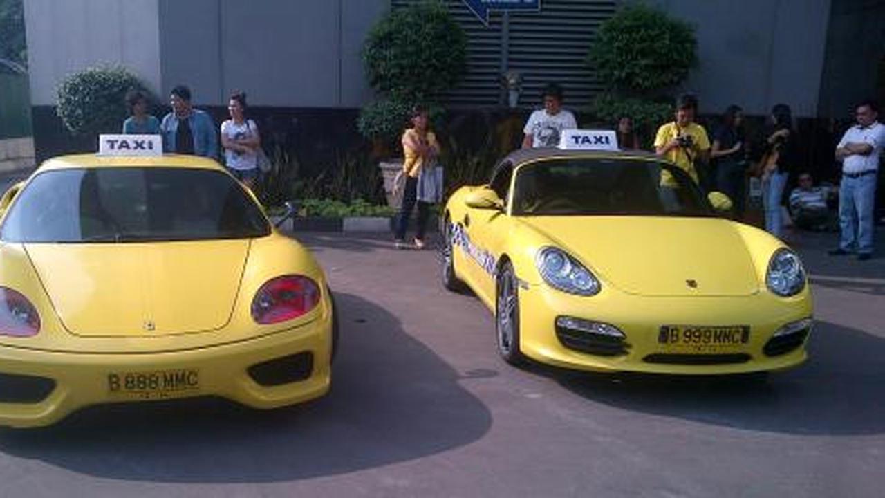 Taksi Ferrari dan Porsche untuk promosi film