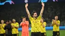 Pesepakbola berusia 35 tahun ini akan menjadi free agent setelah kontraknya habis pada akhir bulan ini. (INA FASSBENDER / AFP)