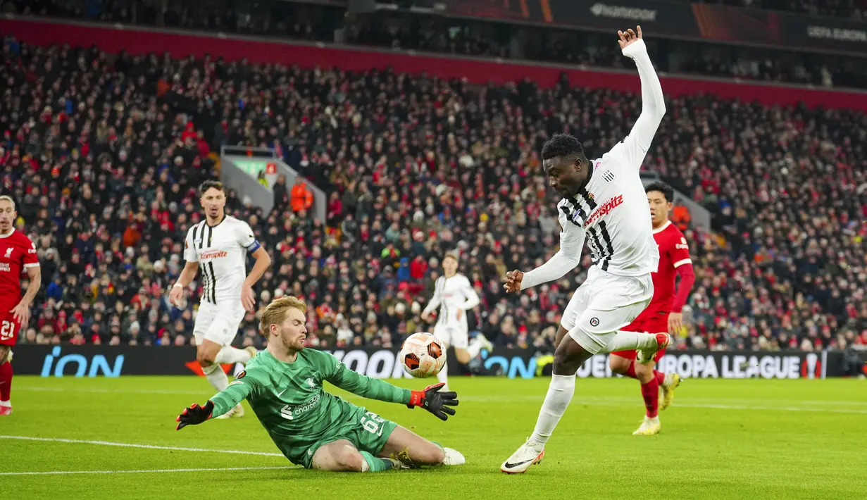 Sementara LASK tak mampu bobol gawang  Caoimhin Kelleher. (AP Photo/Jon Super)