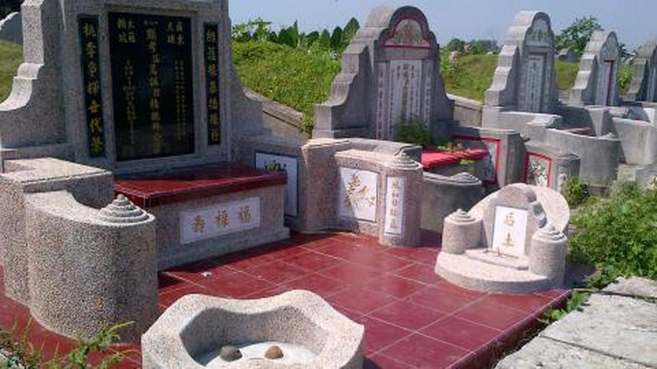 Rela beli makam mahal demi Feng Shui
