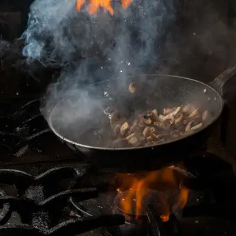 Ilustrasi Memasak (Photo by 8photo on Freepik)