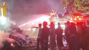 Kronologi Kebakaran Ratusan Rumah Suku Sasak di Desa Adat Sade