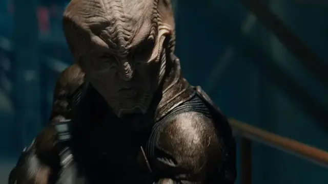 Alien Manas (Joe Taslim) di Star Trek Beyond
