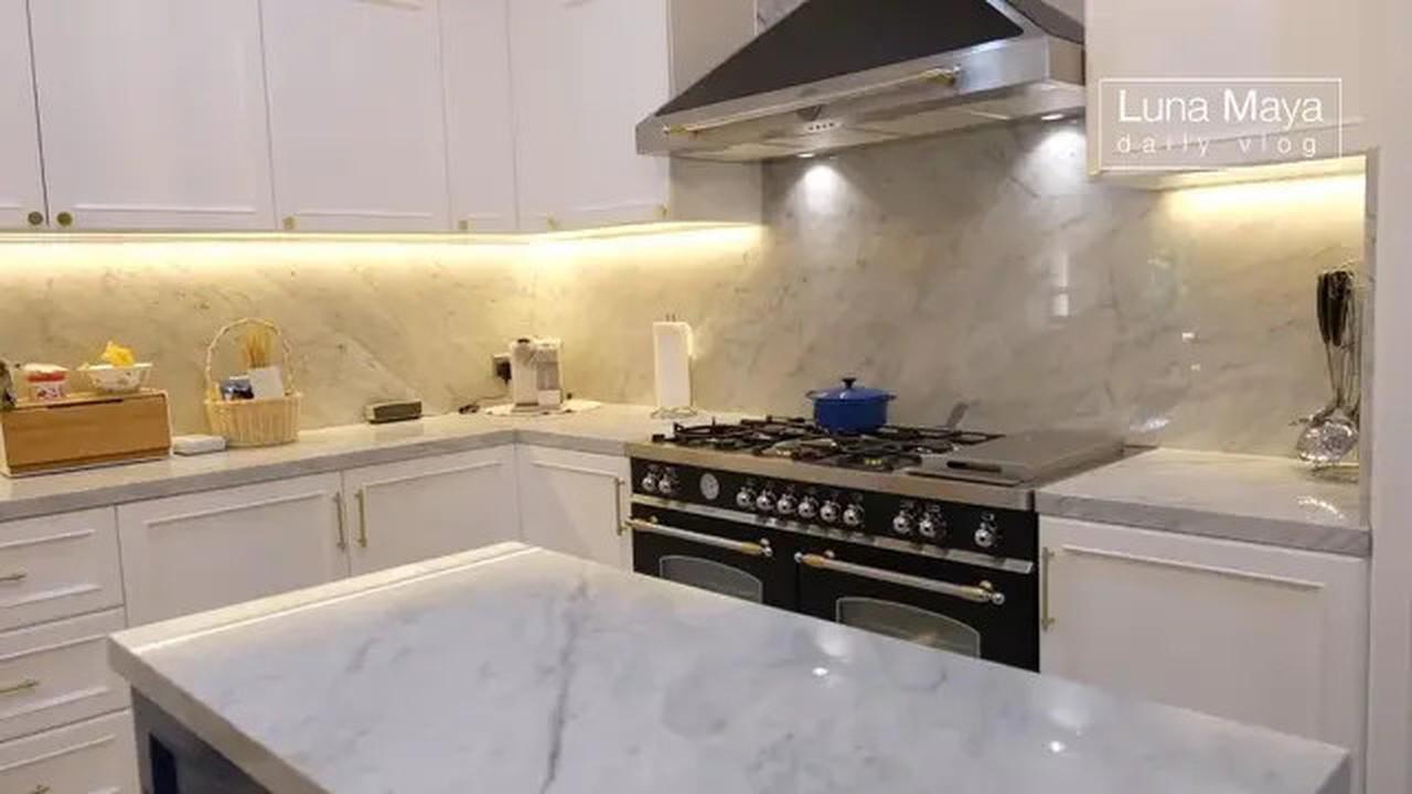 Intip 6 Model Dapur Artis yang Mewah dan Elegan di 2025, Referensi Hunian Berkelas
