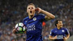 Leicester City mendapatkan kemenangan pertamanya pada ajang Premier League 2016-2017. The Foxes menekuk Swansea City dengan skor tipis 2-1 di King Power Stadium, Sabtu (27/8/2016). (Reuters/Darren Staples)