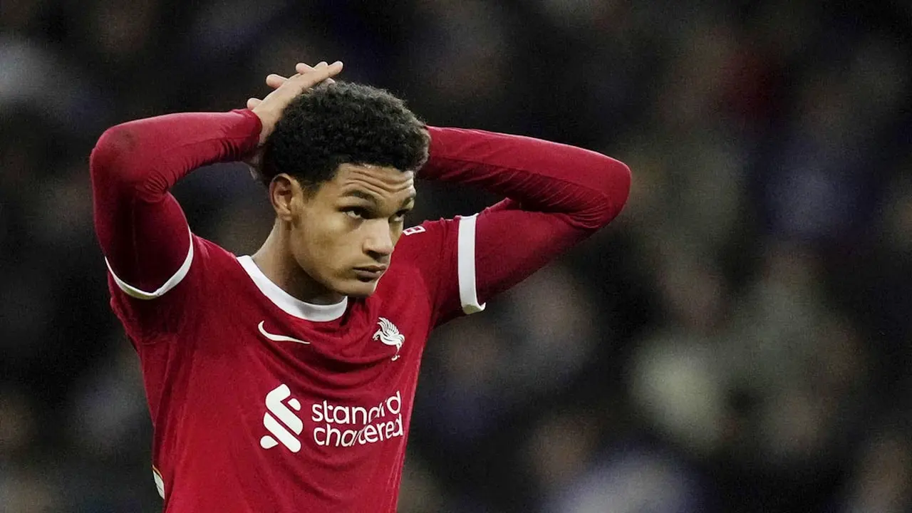 Foto: Kemarahan Pemain Liverpool Setelah Dipecundangi Toulouse di Liga Europa