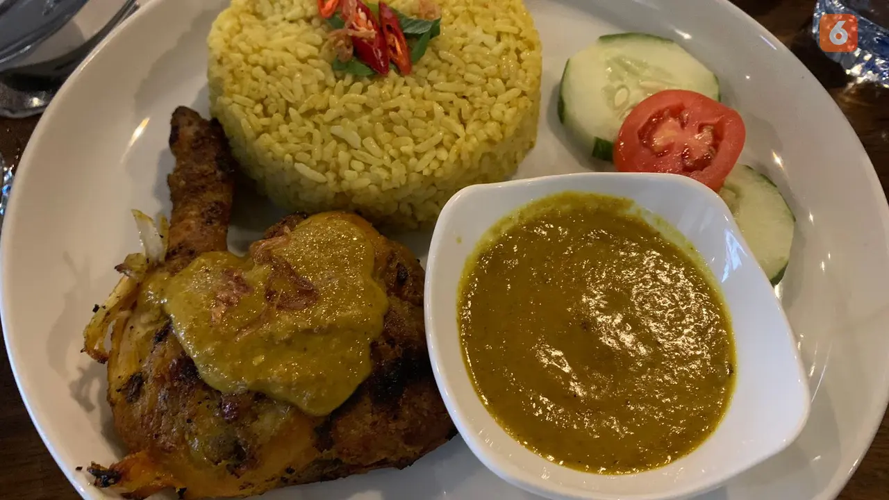 Ayam Iloni Nasi Kuning