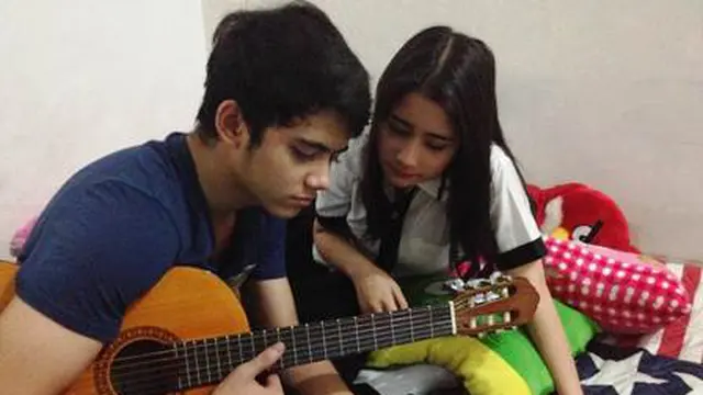 (EKSKLUSIF) Aliando-Prilly Namai Duet Mereka `Ooo And Blee`
