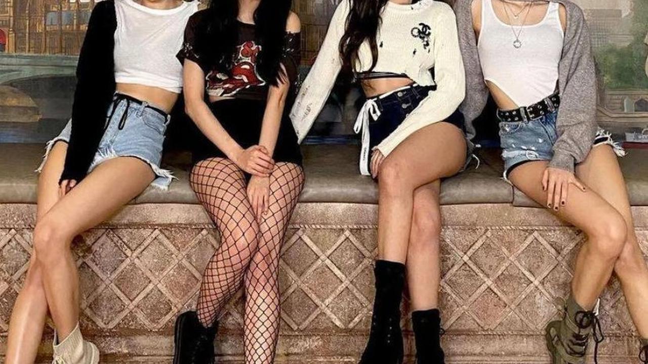 Vietnam menggelar penyelidikan terhadap panitia tur konser Blackpink di negara itu setelah ada kritikan dari fans yang menyebut di situs panitia konser  ada  peta Laut China Selatan yang selama ini menjadi sengketa sejumlah negara.