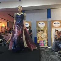 Koleksi busana Diana Putri