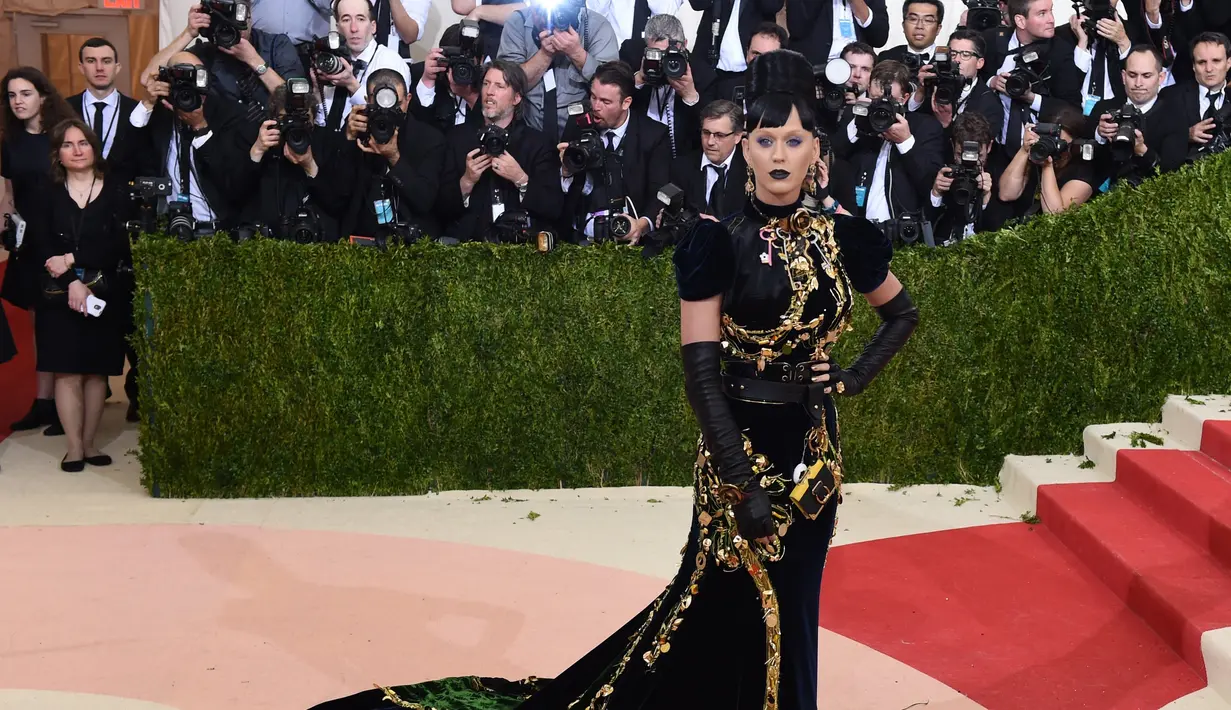 Katy Perry pun berharap kali ini perjalanan kisah cinta nya tidak kandas di tengah jalan. Katy pun mengungkapkan harapannya agar bisa menikah dengan Orlando Bloom. (AFP/Bintang.com)