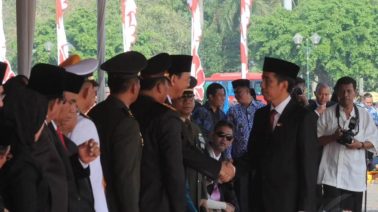 Gagahnya Jokowi Saat Jadi Pemimpin Upacara