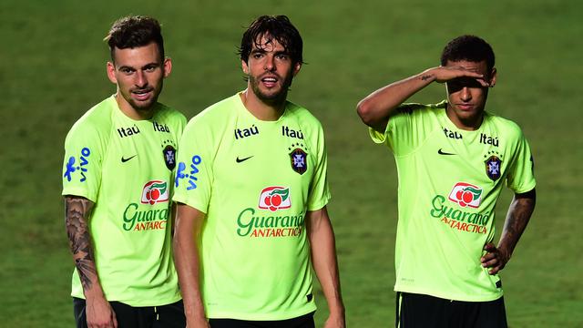 Latihan Timnas Brasil, Santai tapi Serius