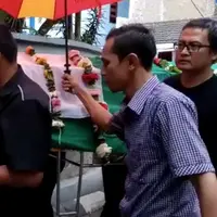 Project Pop akan pulang dari Sumatera Selatan dan segera kunjungi keluarga Oon di Bandung.