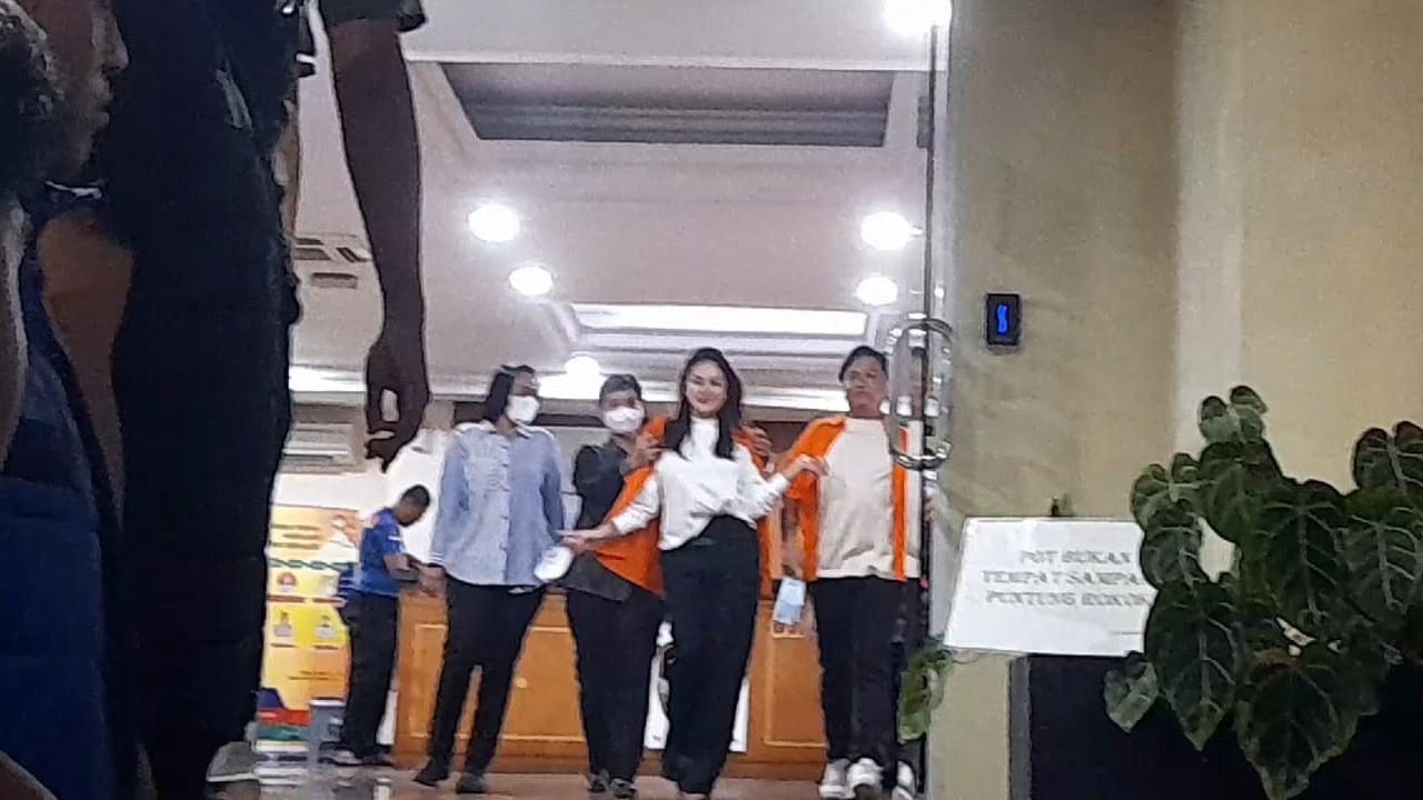 VIDEO: Polisi Blak-blakan Fakta Terbaru Penahanan Nikita Mirzani, Sita Bukti Penting ini