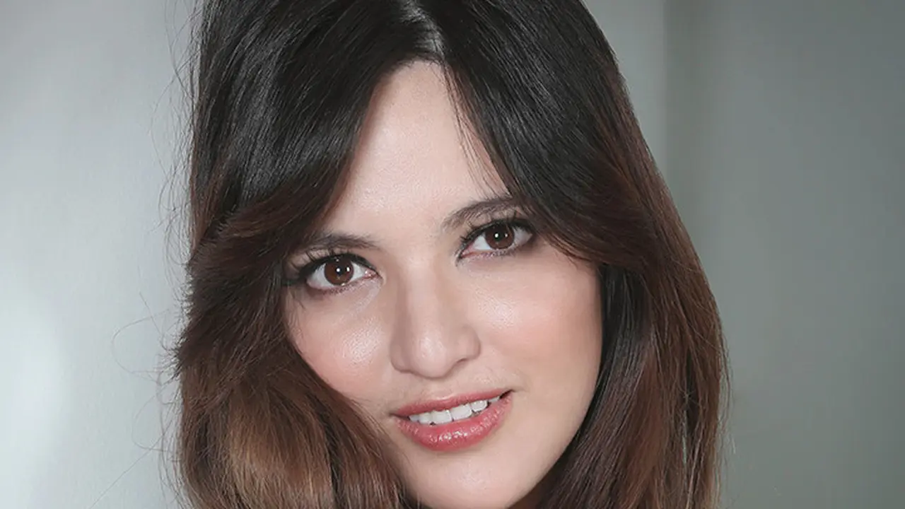[Bintang] Nia Ramadhani