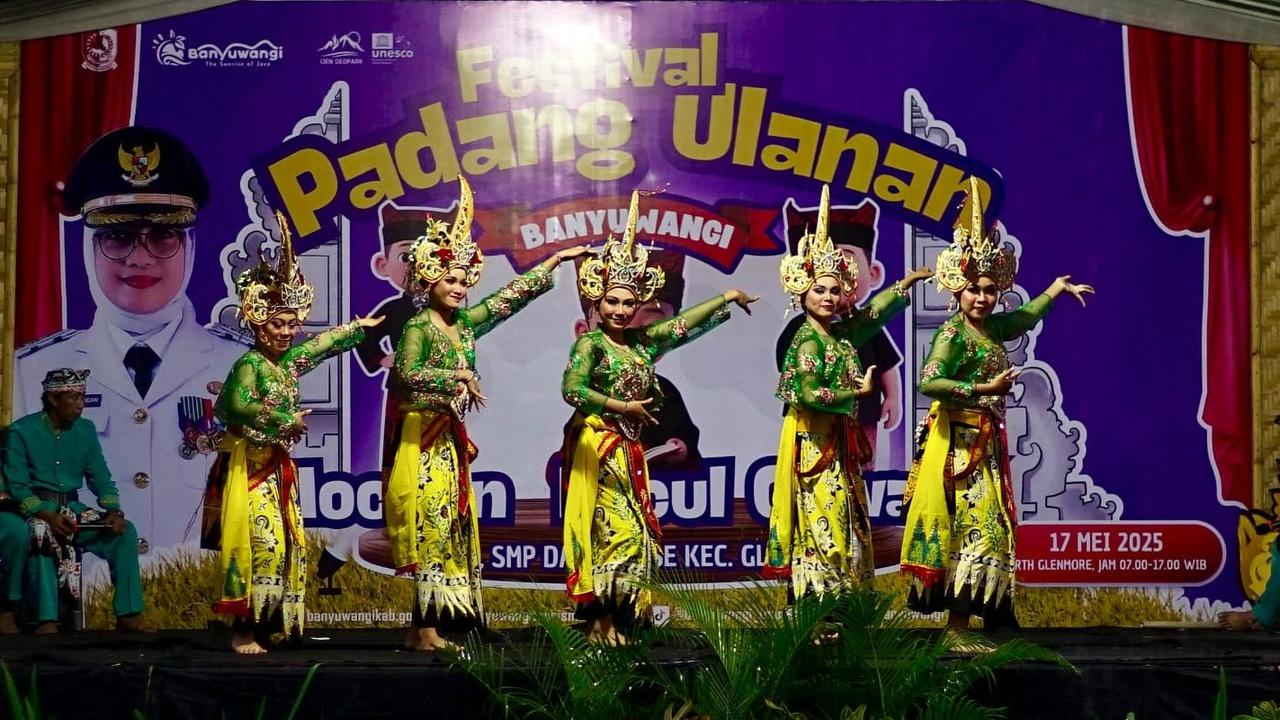 Festival Padhang Ulanan: Upaya Banyuwangi Menjaga Warisan Seni Budaya Melibatkan Ribuan Pelajar