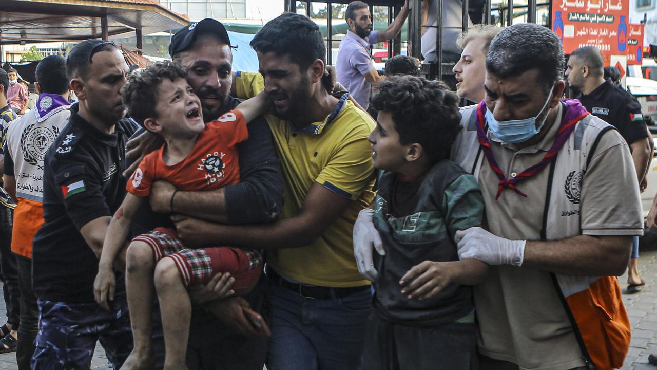 Orangtua di Gaza Tulis Nama di Tubuh Anak Agar Dikenali Jika Tewas Dibom Israel