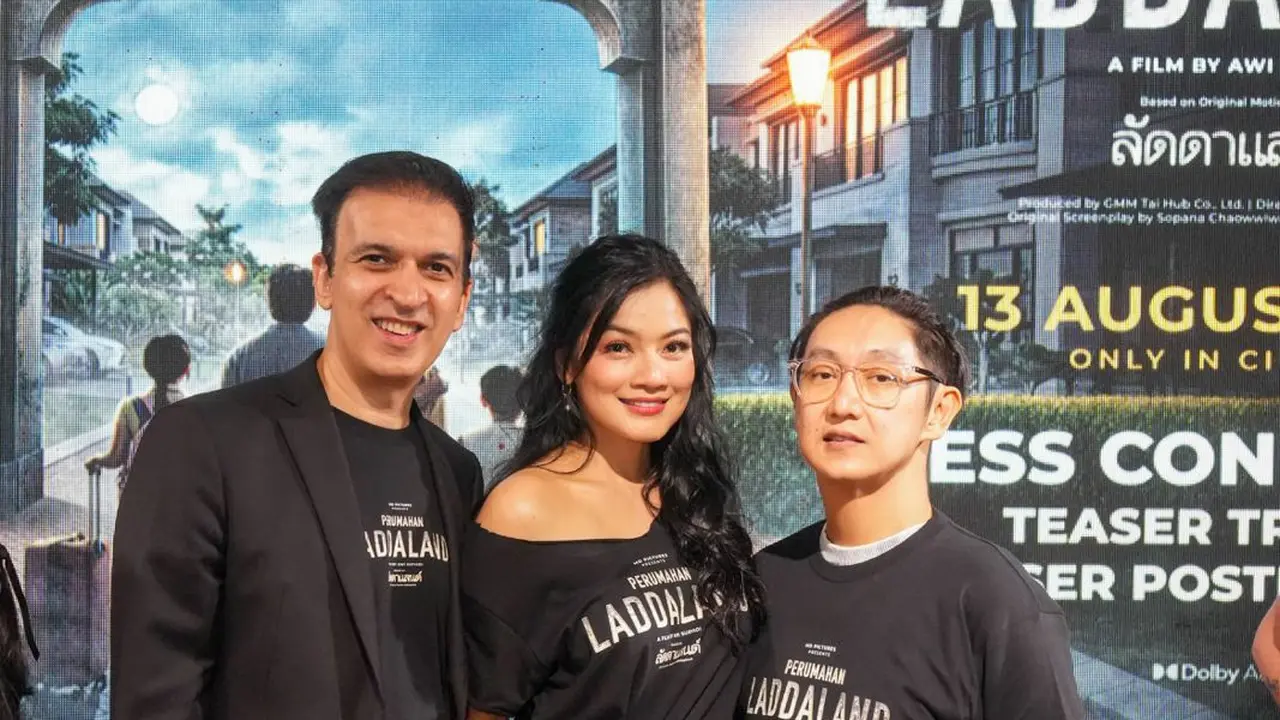Manoj Punjabi, Titi Kamal, dan Awi Suryadi. (Foto: Koleksi Pribadi Manoj Punjabi)