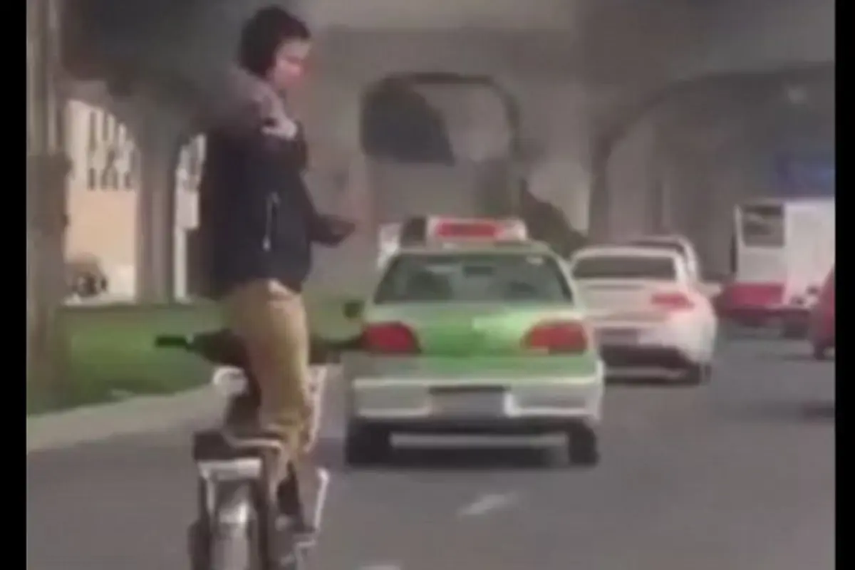 Berlatih Tai Chi di Atas Motor