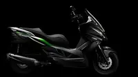 Video Kawasaki "Ninja Matic" 300 cc
